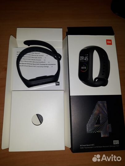 Фитнес-браслет Mi Smart Band 4 NFC