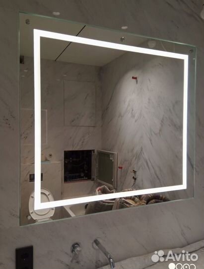 Зеркало настенное