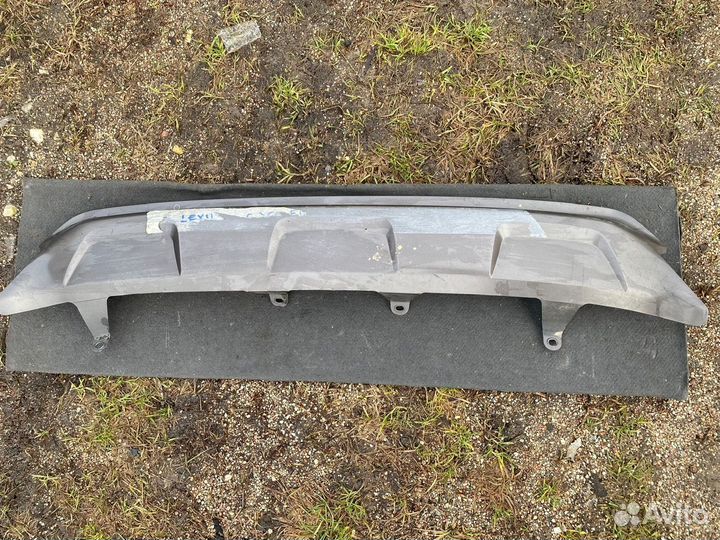 Lexus RX задний бампер юбка