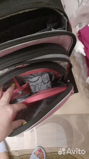 Продаю Рюкзак школьный для девочки, 1-5 классы