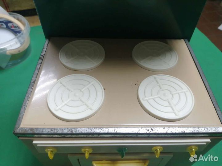 Детская газовая плита с набором посуды СССР