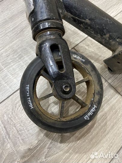 Трюковой самокат explore