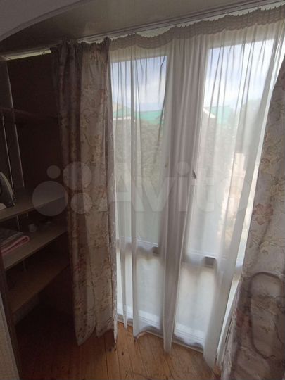 2-к. квартира, 65 м², 3/6 эт.