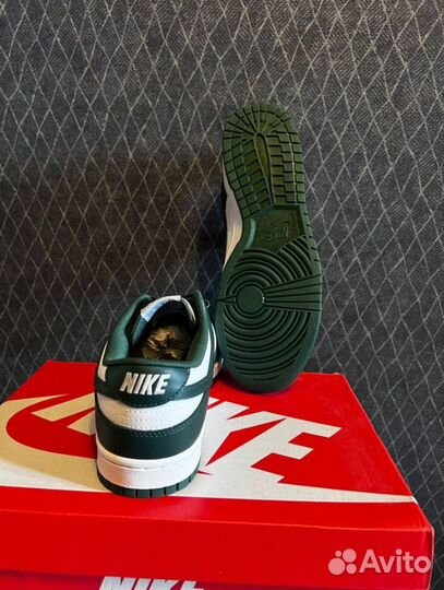 Кроссовки nike dunk low varsity green