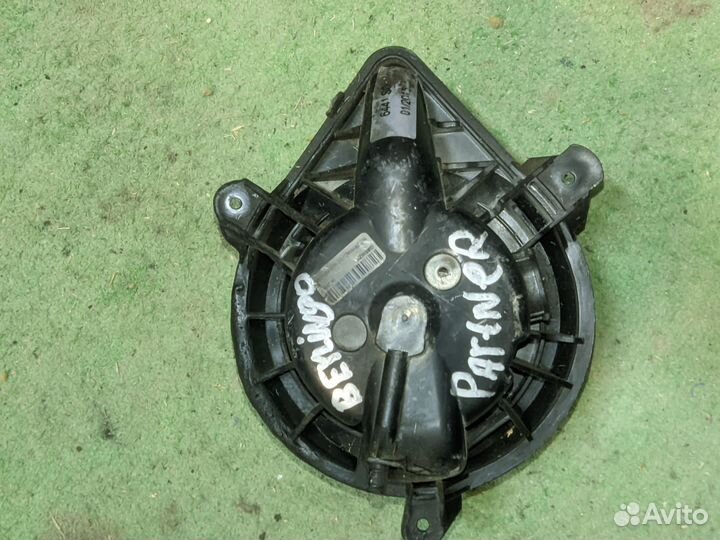 Мотор отопителя салона Citroen Berlingo / Partner