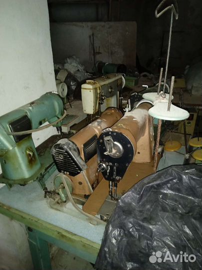 Швейная машина с производства