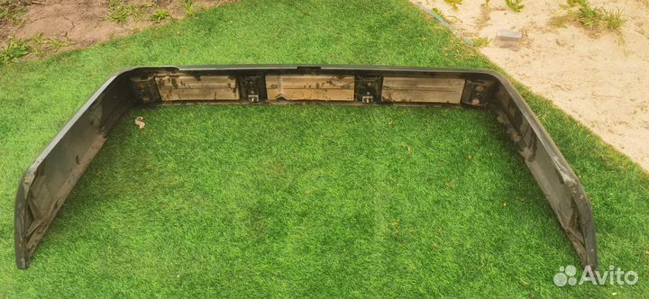 Задний бампер