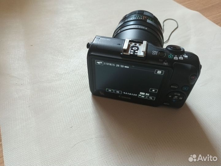 Фотоаппарат eos m2 body