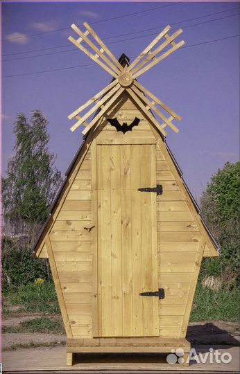 Уличный туалет деревянный Ц003