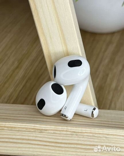 Беспроводные наушники Apple AirPods3