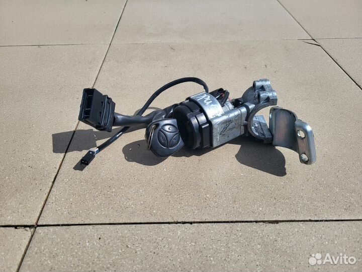 Замок зажигания LADA Priora