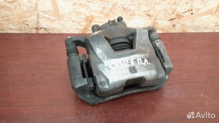 Суппорт тормозной передний chevrolet cruze