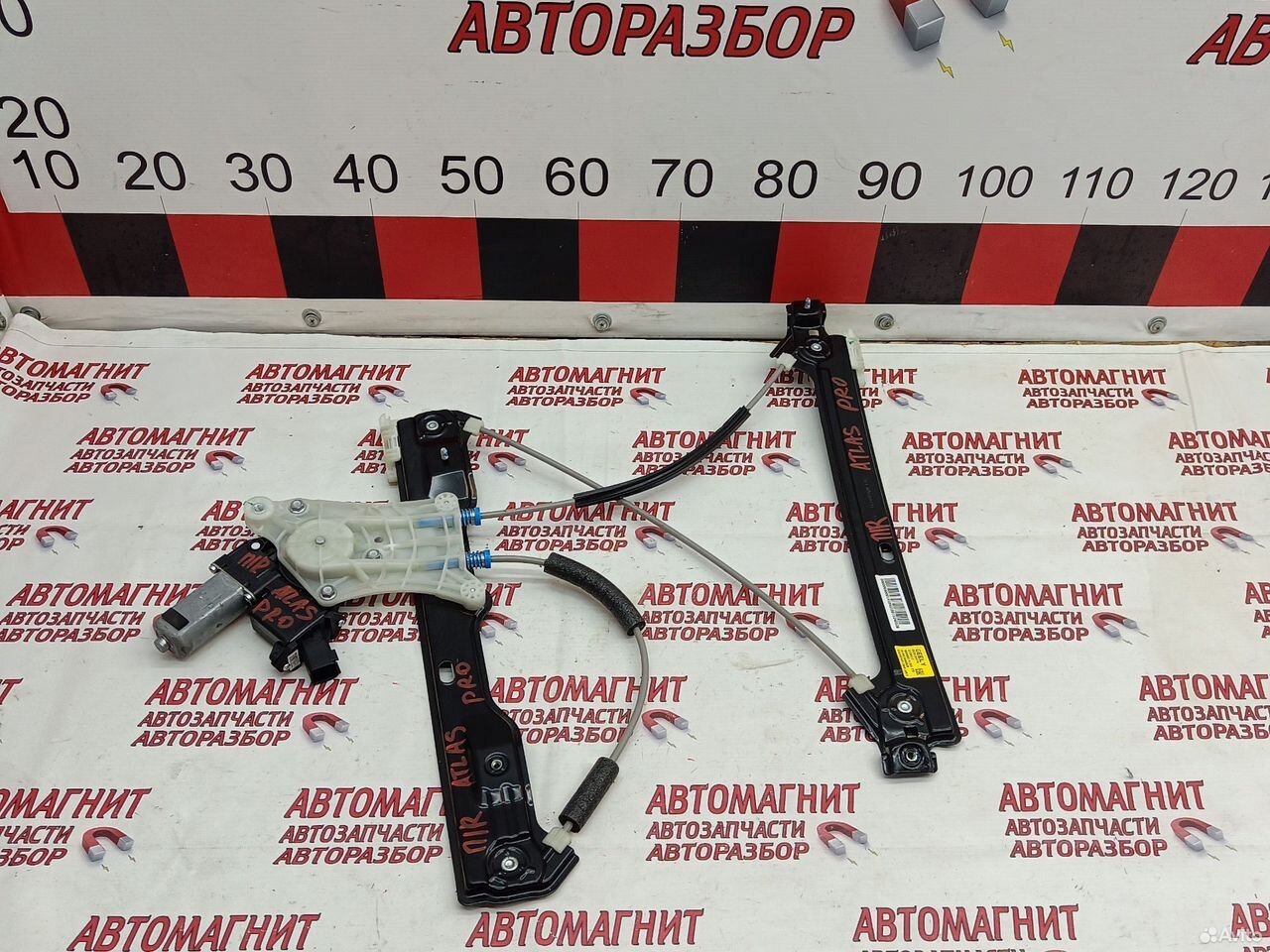 Стеклоподъемник передний правый Geely Atlas Pro