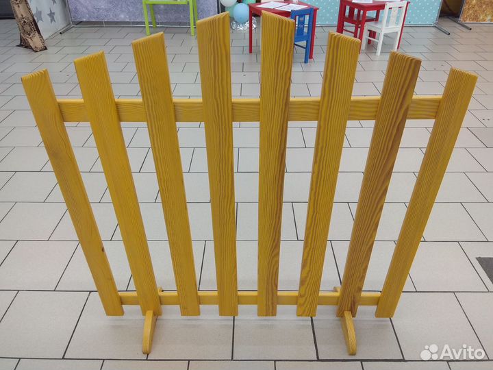 Заборчик декоративный лакированный