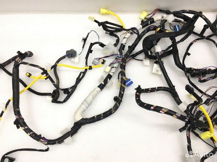 Проводка салона Mitsubishi Outlander 2020