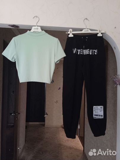 Ассортимент женских вещей