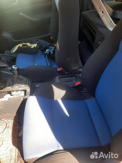 Volkswagen golf 4