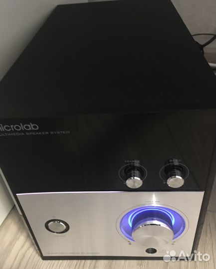 Сабвуфер microlab