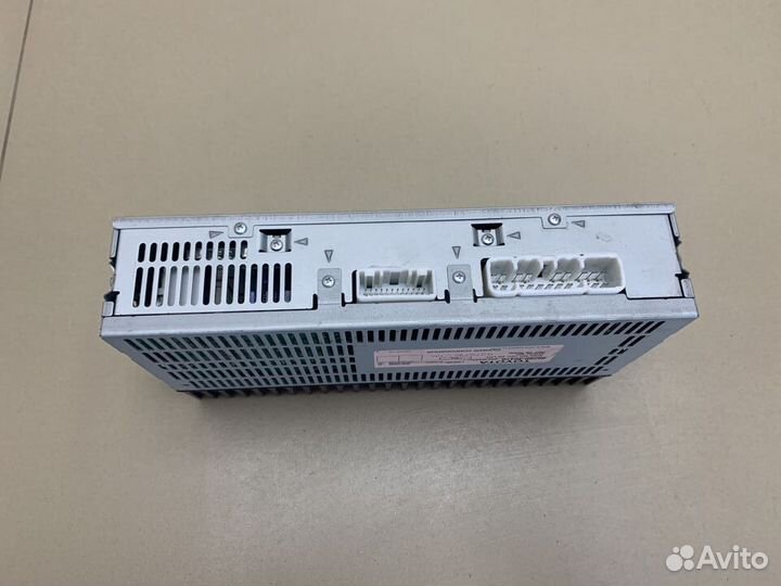 Усилитель звука Toyota Crown Majesta