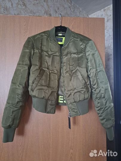 Куртка - бомбер guess
