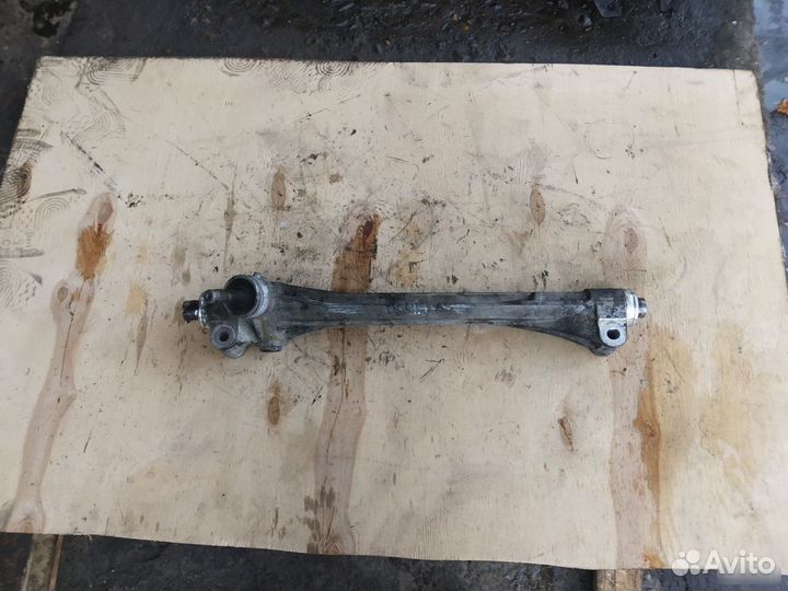 Рулевая рейка Toyota Rav4 CA40