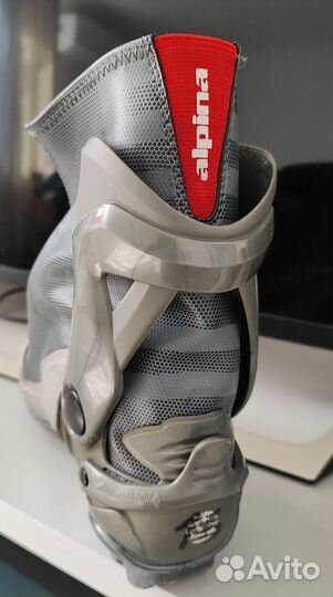 Лыжные ботинки коньковые alpina