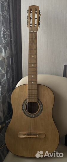 Акустическая гитара