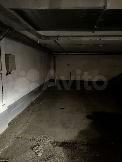 Машиноместо, 18 м²