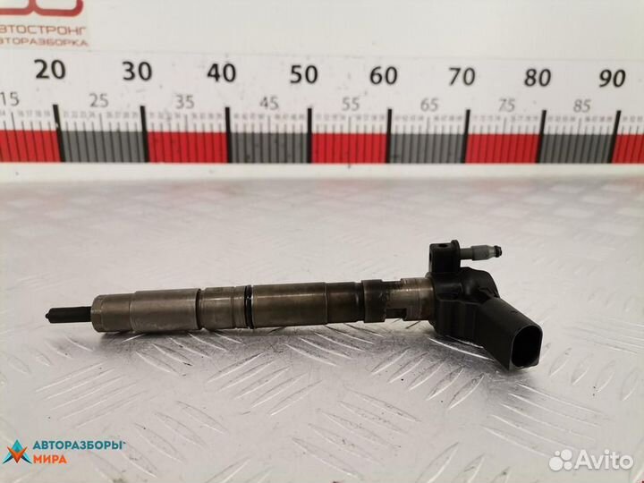 Форсунка Volkswagen Golf Plus 2009 03L130277