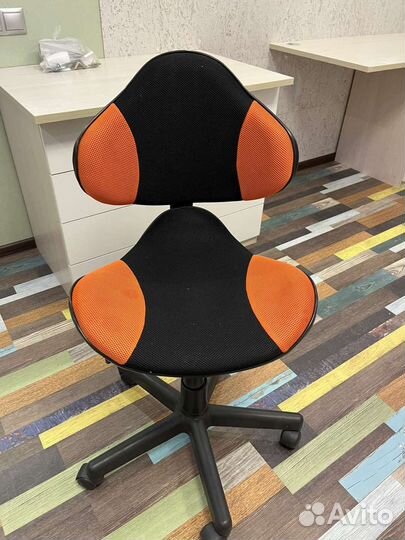 Компьютерный стул