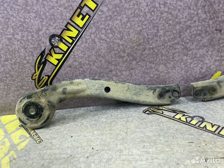 Кронштейн задней балки Impreza Импреза G12 GH3