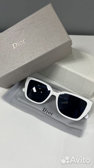 Солнцезащитные очки Dior