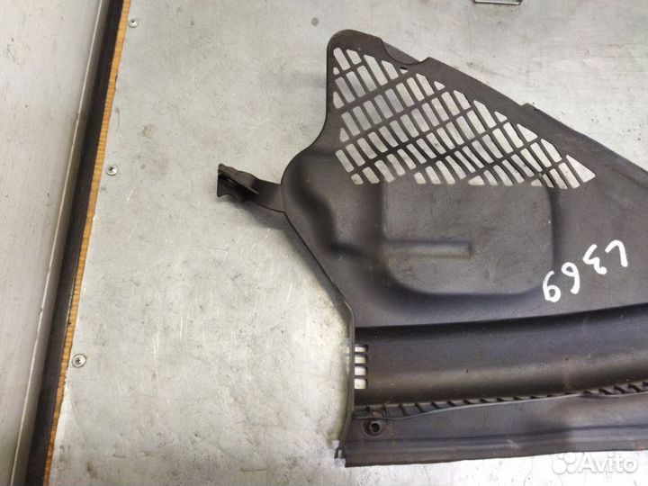 Решетка стеклоочистителя левая Bmw 3-Серия F30