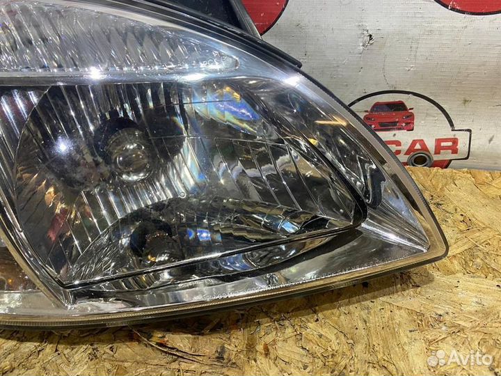 Фара правая Kia Rio 2