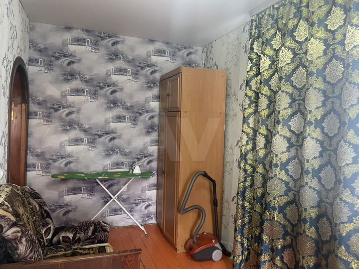 2-к. квартира, 49 м², 1/2 эт.