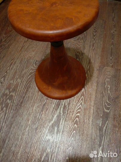 Табуретка для пианино