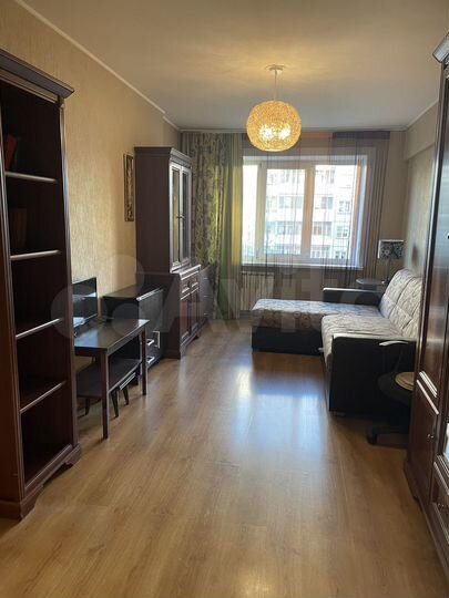 2-к. квартира, 47 м², 5/9 эт.