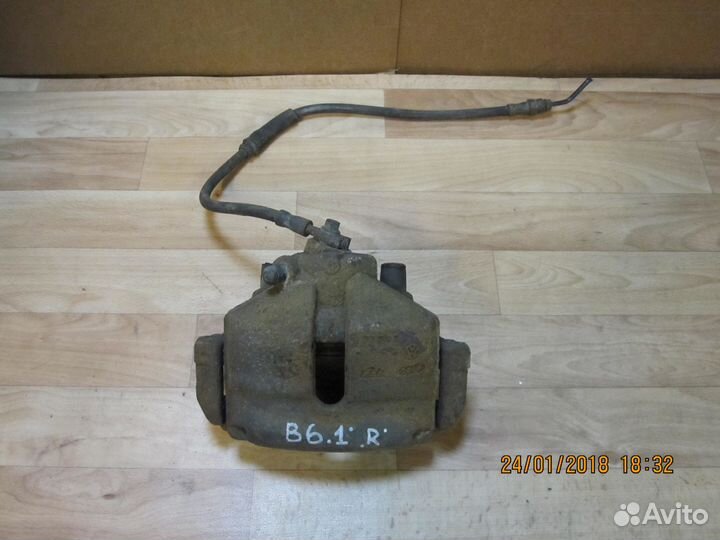 Суппорт передний правый, VW Passat B6