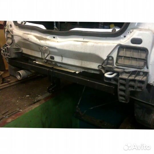 Фаркоп Renault Sandero, Stepway 2008-2014