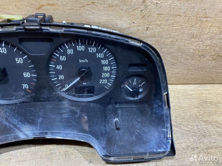 Панель приборов Opel Zafira A бензин 112450