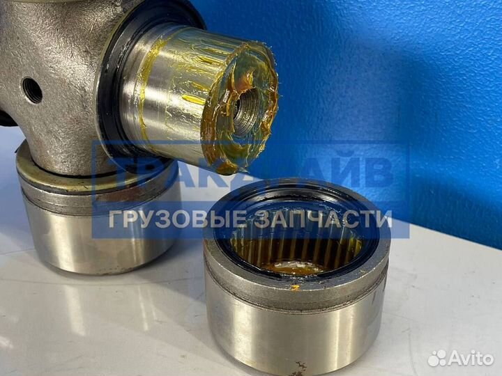 Крестовина карданного вала Мерседес Аксор