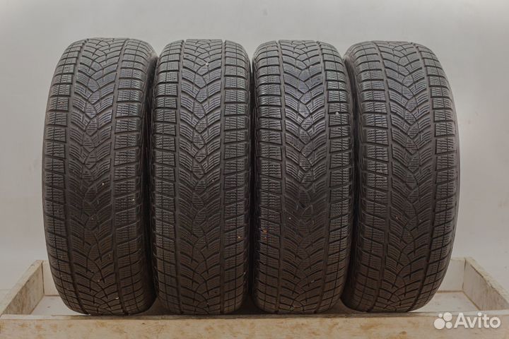 Goodyear UltraGrip Ice SUV 215/60 R17 96T