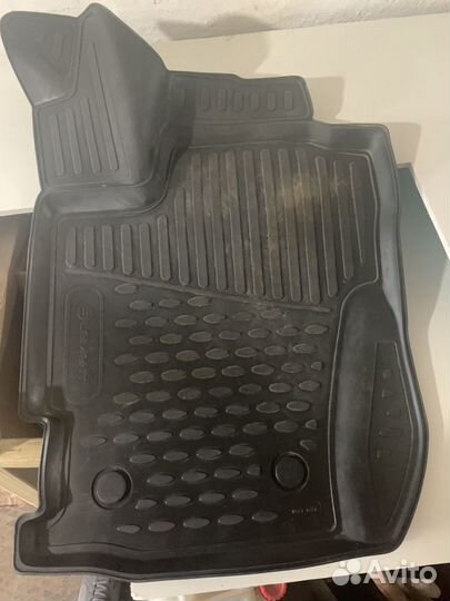 Комплект ковриков салонных Kaptur