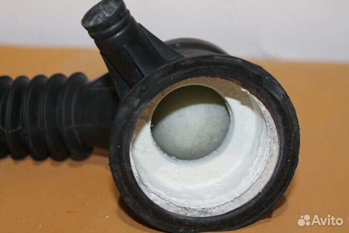 Патрубок слива Siemens 00263864 бу. 5530