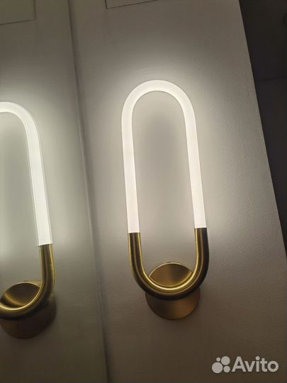 Дизайнерский светильник / бра