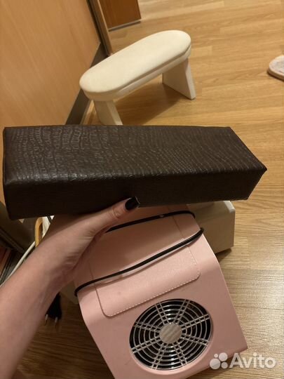 Подлокотник