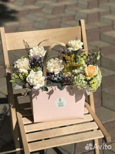 Доставка букетов и композиций по Ижевску