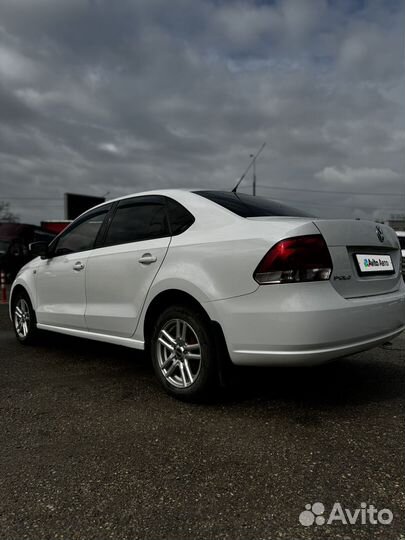 Volkswagen Polo 1.6 AT, 2011, 216 000 км