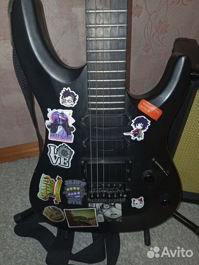 Электрогитара с комбиком и гитарным процессором