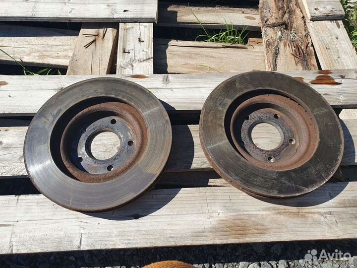 Тормозной диск передний задни mitsubishi Outlander